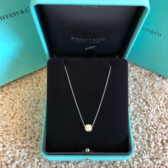 TIFFANY & CO. NECKLACE - Picture 1 of 8